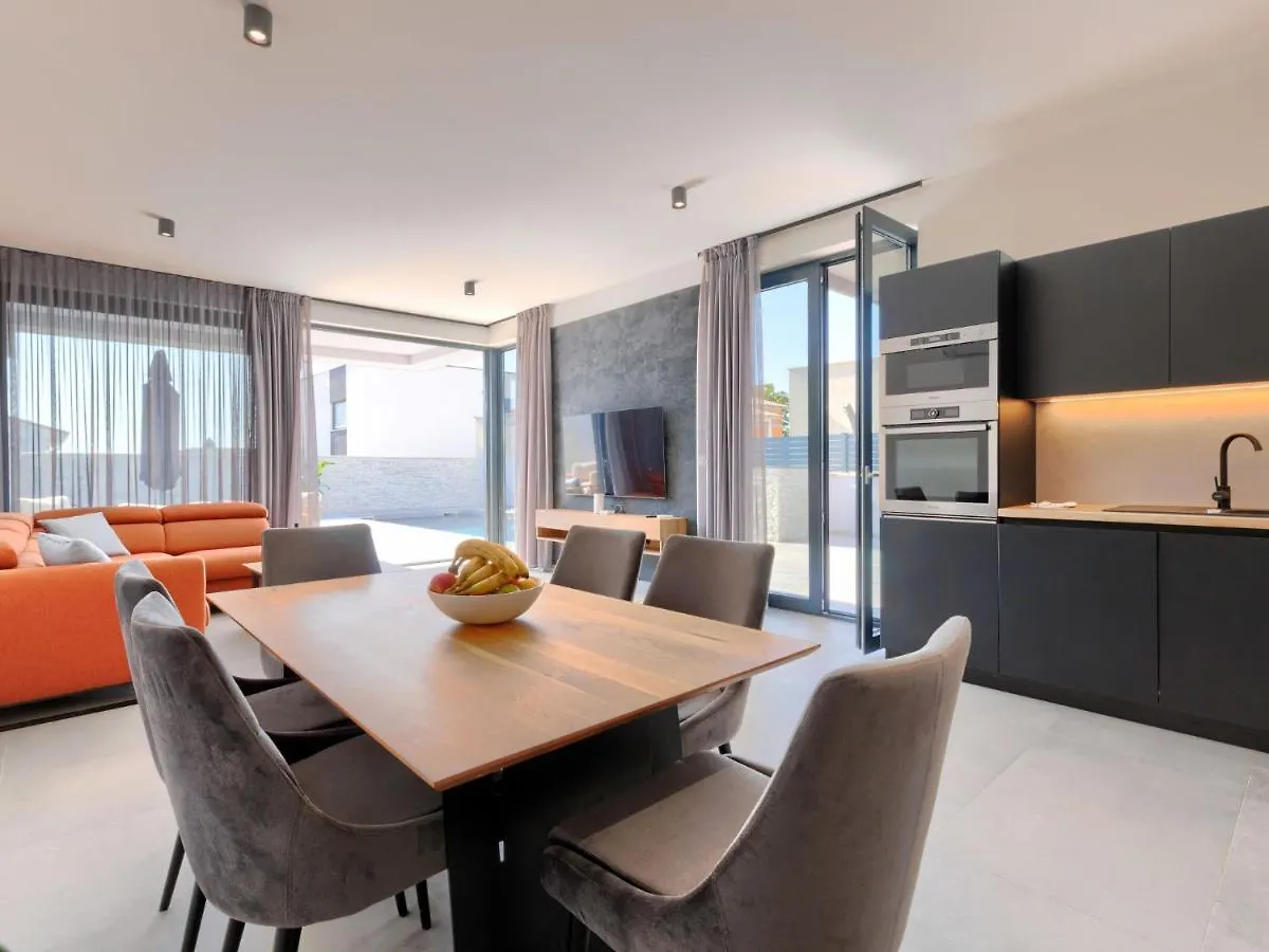 Holiday Home Villa Mi By Interhome Póla