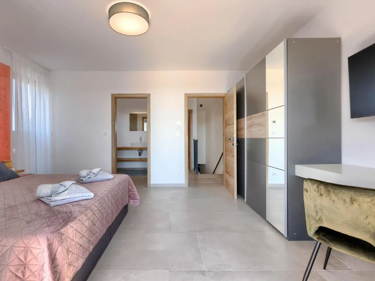 Holiday Home Villa Mi By Interhome Pula